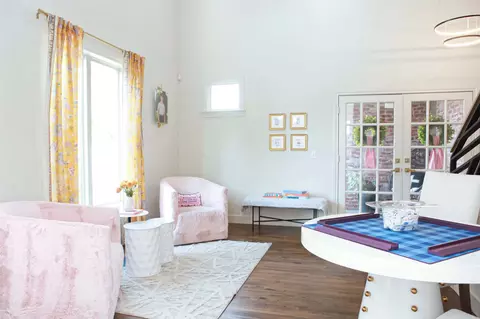 Living - 2119 E 48th Pl, Tulsa, OK 74105 photo 2 of 7