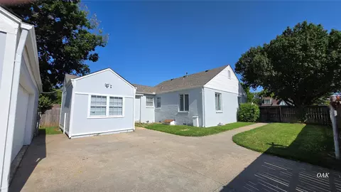 Exterior - 2446 E 3rd St, Tulsa, OK 74104 photo 1 of 3