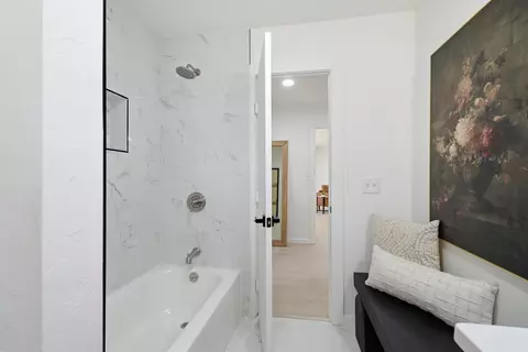 Bath - 3014 E 49th St, Tulsa, OK 74135 photo 6 of 7