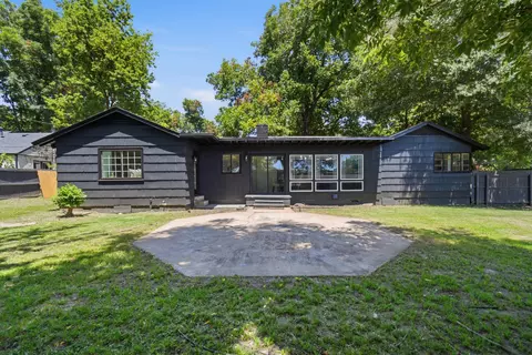 Exterior - 3014 E 49th St, Tulsa, OK 74135 photo 4 of 7