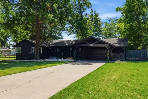 Exterior - 3014 E 49th St, Tulsa, OK 74135 photo 3 of 7