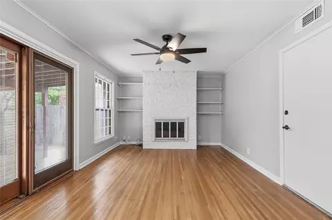 Living - 4642 E 57th St, Tulsa, OK 74135 photo 2 of 5