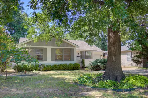 Exterior - 3922 E 34th St, Tulsa, OK 74135 photo 9 of 9