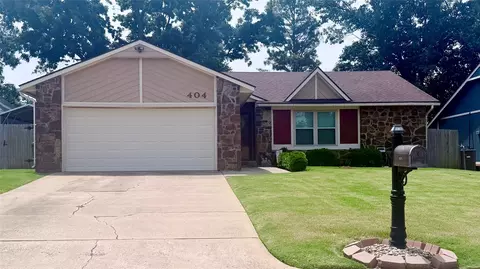 404 W 35th Pl, Sand Springs, OK 74063