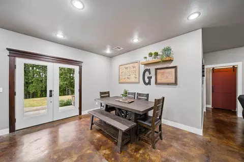 Dining - 20140 E 430 Rd, Claremore, OK 74017 photo 1 of 1