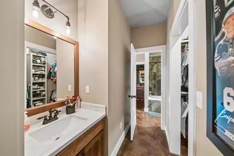 Entry Way - 20140 E 430 Rd, Claremore, OK 74017 photo 6 of 10