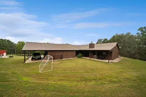 Exterior - 20140 E 430 Rd, Claremore, OK 74017 photo 9 of 13