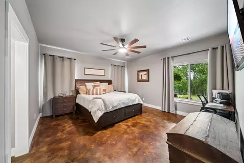 Bedroom - 20140 E 430 Rd, Claremore, OK 74017 photo 1 of 4