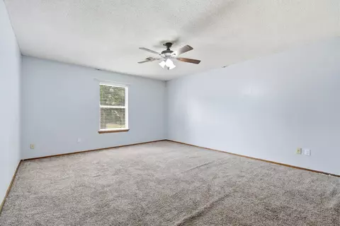 Bedroom - 5008 E 97th Pl, Tulsa, OK 74137 photo 2 of 10