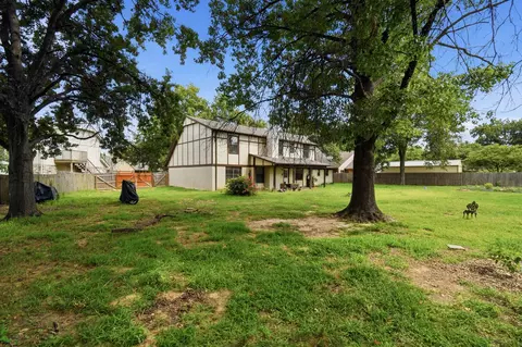 Exterior - 5008 E 97th Pl, Tulsa, OK 74137 photo 6 of 8