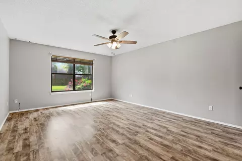 Living - 5008 E 97th Pl, Tulsa, OK 74137 photo 9 of 9