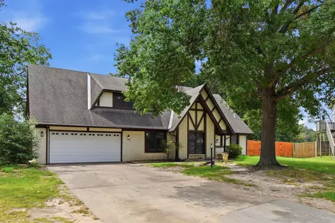 Exterior - 5008 E 97th Pl, Tulsa, OK 74137 photo 4 of 8