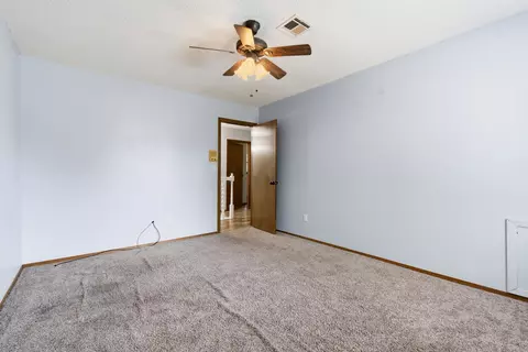 Bedroom - 5008 E 97th Pl, Tulsa, OK 74137 photo 4 of 10
