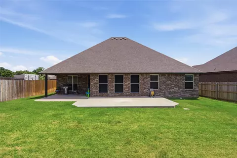 Exterior - 6812 S Elder Ave, Broken Arrow, OK 74011 photo 2 of 5