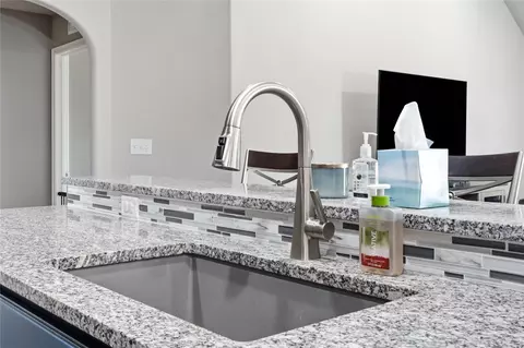 Kitchen - 6812 S Elder Ave, Broken Arrow, OK 74011 photo 1 of 2