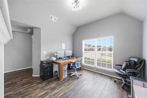 Entry Way - 6812 S Elder Ave, Broken Arrow, OK 74011 photo 4 of 6