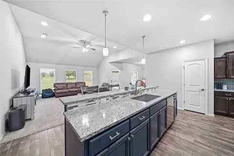 Entry Way - 6812 S Elder Ave, Broken Arrow, OK 74011 photo 3 of 6