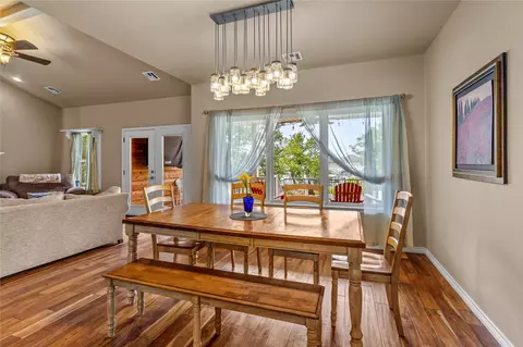 Dining - 420639 E 1166 Rd, Eufaula, OK 74432 photo 3 of 4