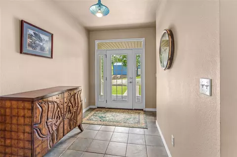 Entry Way - 420639 E 1166 Rd, Eufaula, OK 74432 photo 1 of 2