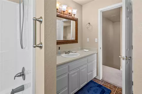 Bath - 420639 E 1166 Rd, Eufaula, OK 74432 photo 6 of 6