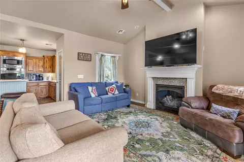Living - 420639 E 1166 Rd, Eufaula, OK 74432 photo 2 of 3