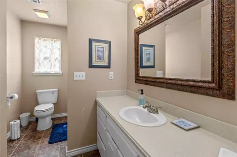 Bath - 420639 E 1166 Rd, Eufaula, OK 74432 photo 5 of 6