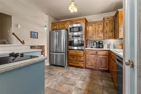 Kitchen - 420639 E 1166 Rd, Eufaula, OK 74432 photo 2 of 3