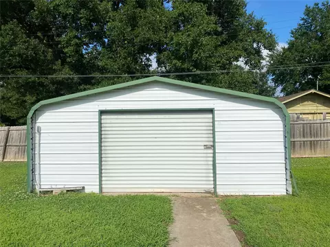 Other - 912 S Thompson Ave, Cushing, OK 74023 photo 4 of 4