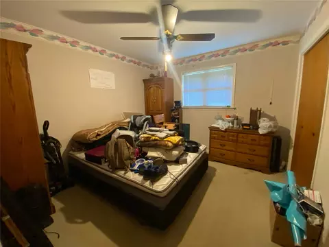 Bedroom - 912 S Thompson Ave, Cushing, OK 74023 photo 3 of 4