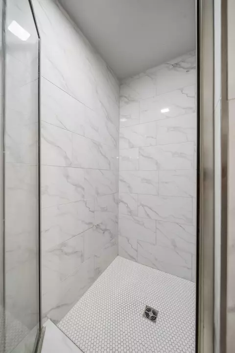 Bath - 8225 Wright Pl, Broken Arrow, OK 74014 photo 3 of 4