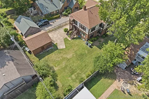 Exterior - 2724 E 14th St, Tulsa, OK 74104 photo 9 of 10