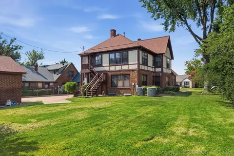 Exterior - 2724 E 14th St, Tulsa, OK 74104 photo 2 of 10
