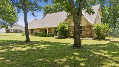 14212 E Dogwood Ln, Claremore, OK 74019
