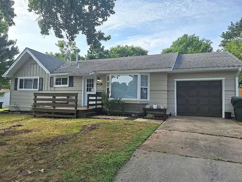 2507 Irving St, Muskogee, OK 74403