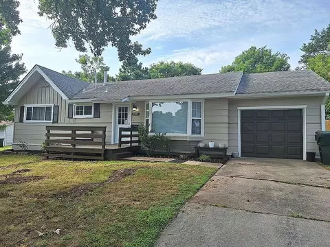2507 Irving St, Muskogee, OK 74403