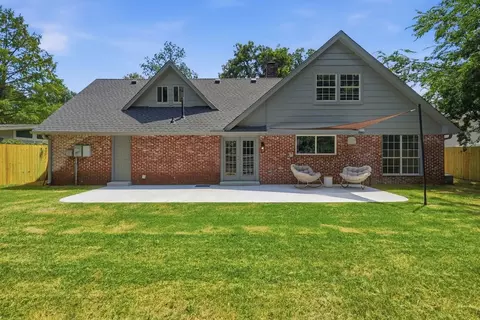 Exterior - 2211 E 54th St S, Tulsa, OK 74105 photo 5 of 5