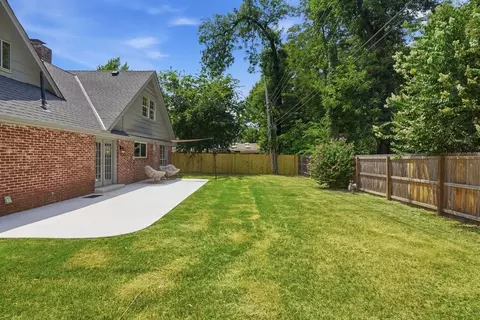 Exterior - 2211 E 54th St S, Tulsa, OK 74105 photo 4 of 5