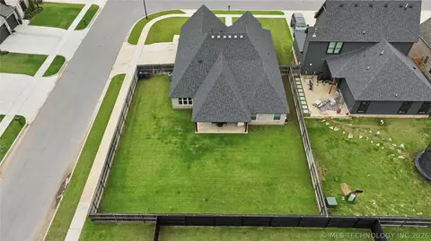 View/Area - 5804 E 127th St S, Bixby, OK 74008 photo 1 of 8