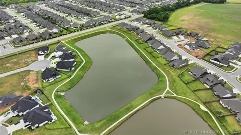 View/Area - 5804 E 127th St S, Bixby, OK 74008 photo 6 of 8