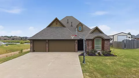 14455 N 66th Ave E, Collinsville, OK 74021