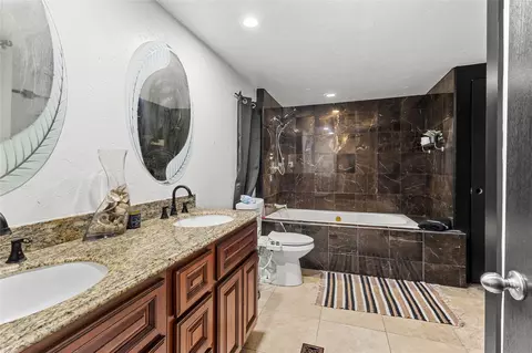 Bath - 420676 E 1166 Rd, Eufaula, OK 74432 photo 2 of 2