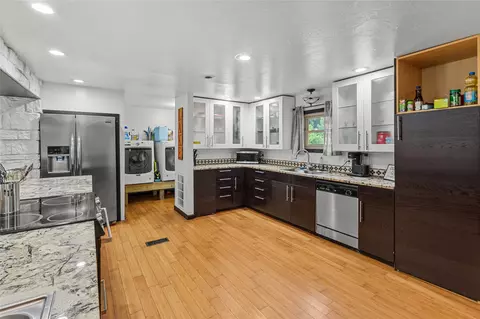 Kitchen - 420676 E 1166 Rd, Eufaula, OK 74432 photo 3 of 3