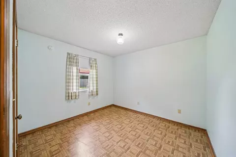 Bedroom - 11906 E 37th Pl, Tulsa, OK 74146 photo 4 of 5