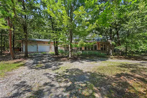 1279 E Ridge Dr, Tahlequah, OK 74464