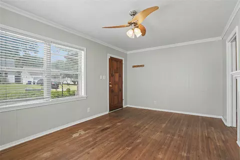 Living - 3408 E 4th Pl, Tulsa, OK 74112 photo 2 of 3