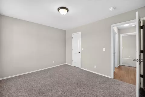 Bedroom - 31327 E 64th St S, Broken Arrow, OK 74014 photo 2 of 7