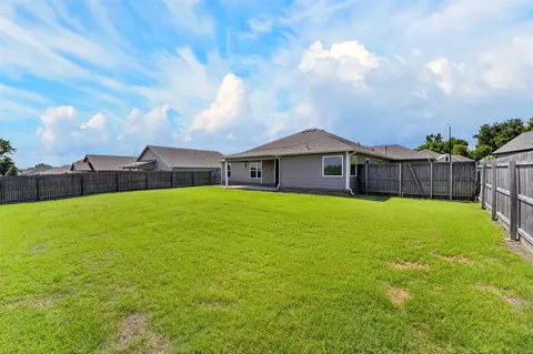 Exterior - 31327 E 64th St S, Broken Arrow, OK 74014 photo 5 of 6