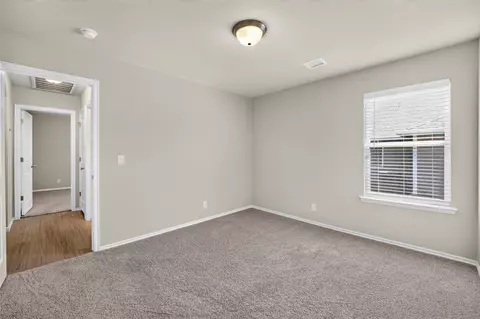 Bedroom - 31327 E 64th St S, Broken Arrow, OK 74014 photo 4 of 7