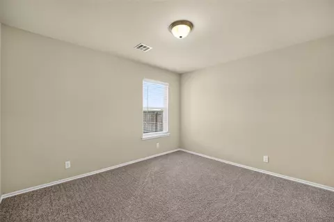 Bedroom - 31327 E 64th St S, Broken Arrow, OK 74014 photo 1 of 7
