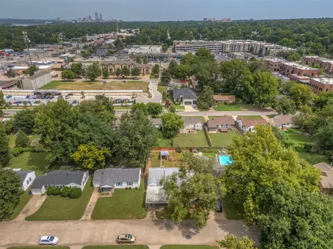View/Area - 1349 E 42nd Pl, Tulsa, OK 74105 photo 3 of 8